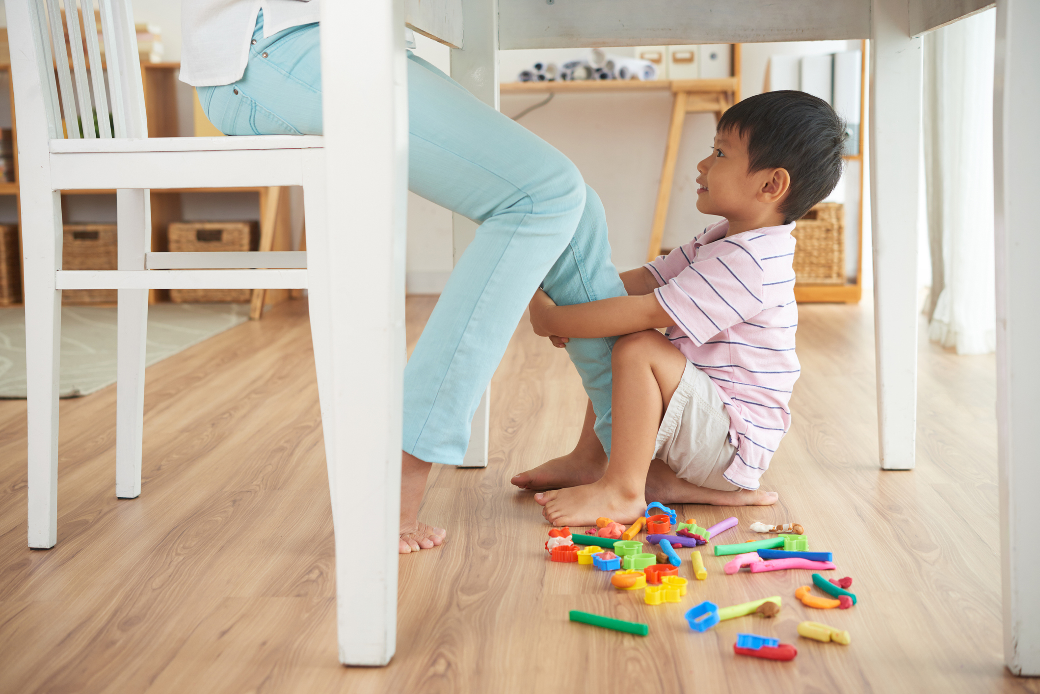 How to Balance Being Productive vs. Being Present | Parent Cue Blog